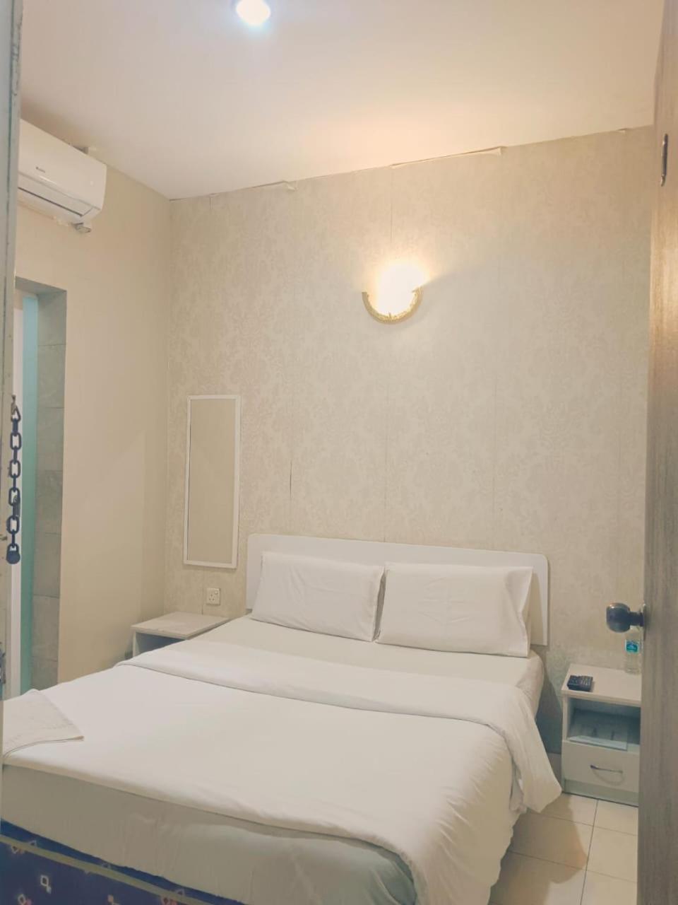 M Hotel Джохор-Бару Экстерьер фото
