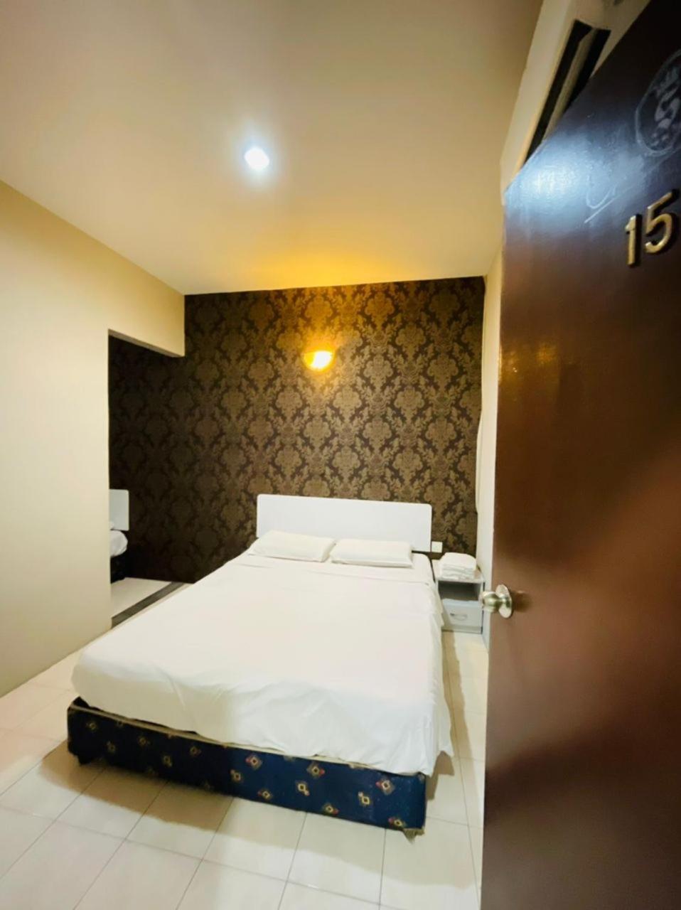 M Hotel Джохор-Бару Экстерьер фото